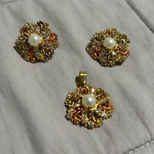 Elegant Gold and Silver Pearl Jewelry Set